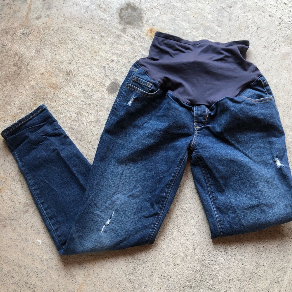 Old navy maternity jeans size 4